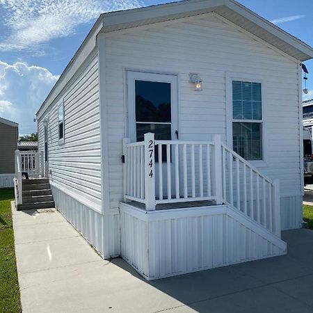 Cozy Tiny Home Near Disney World & Orlando Parks! Kissimmee Exterior photo